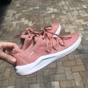 PUMA Prowl Alt Mesh Speckle women’s shoes